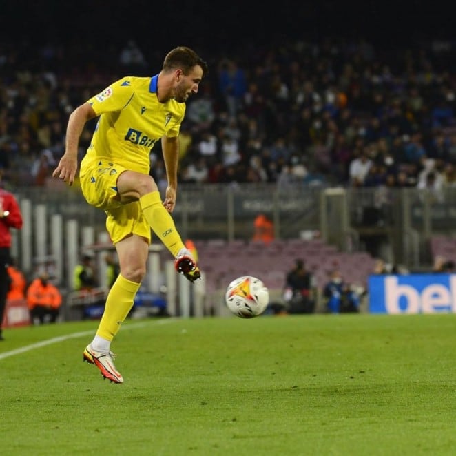 Raúl Parra cerca de volver al Cádiz CF