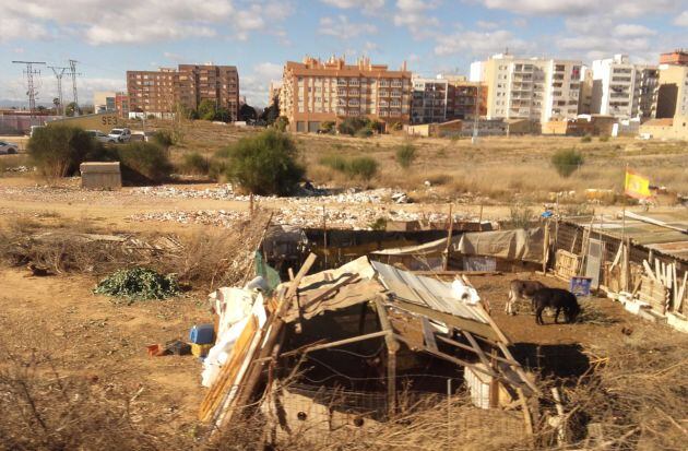 Asentamiento chabolista en el barrio de San Marcelino
