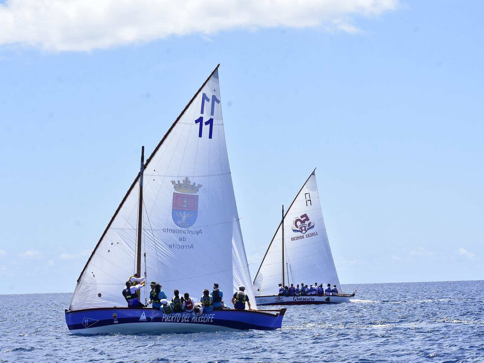 El Puerto del Arrecife durante la quinta regata de la Liga Insular de Lanzarote de Vela Latina, de 8&#039;55 metros