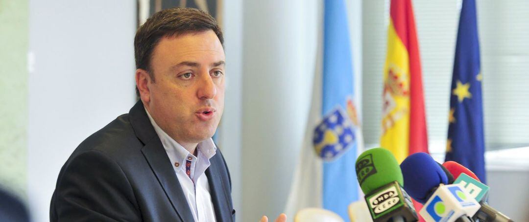 El presidente de la Diputación de A Coruña, Valentín Formoso, en rueda de prensa