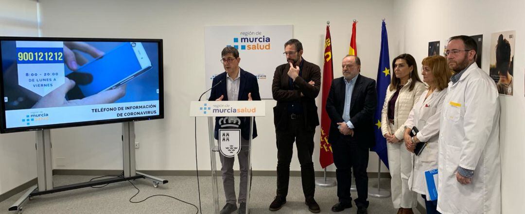 La cúpula directiva de la Consejería de Salud comparece para informar de los últimos casos positivos de coronavirus