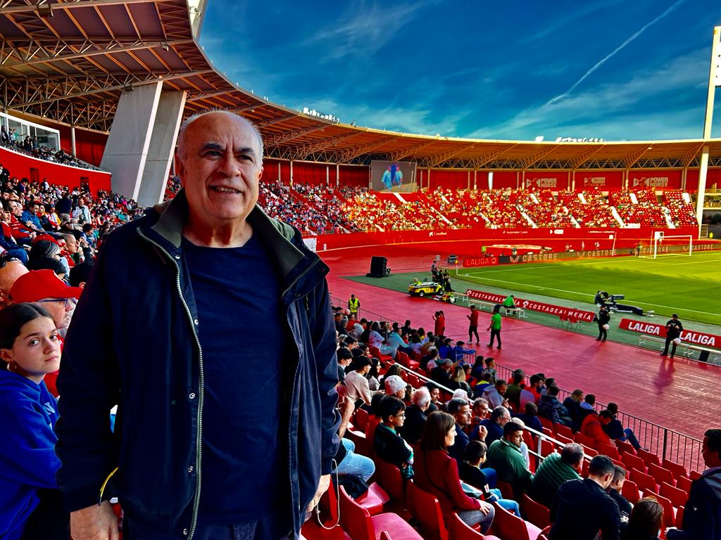 Comentarista del Carrusel Deportivo de la Cadena SER.