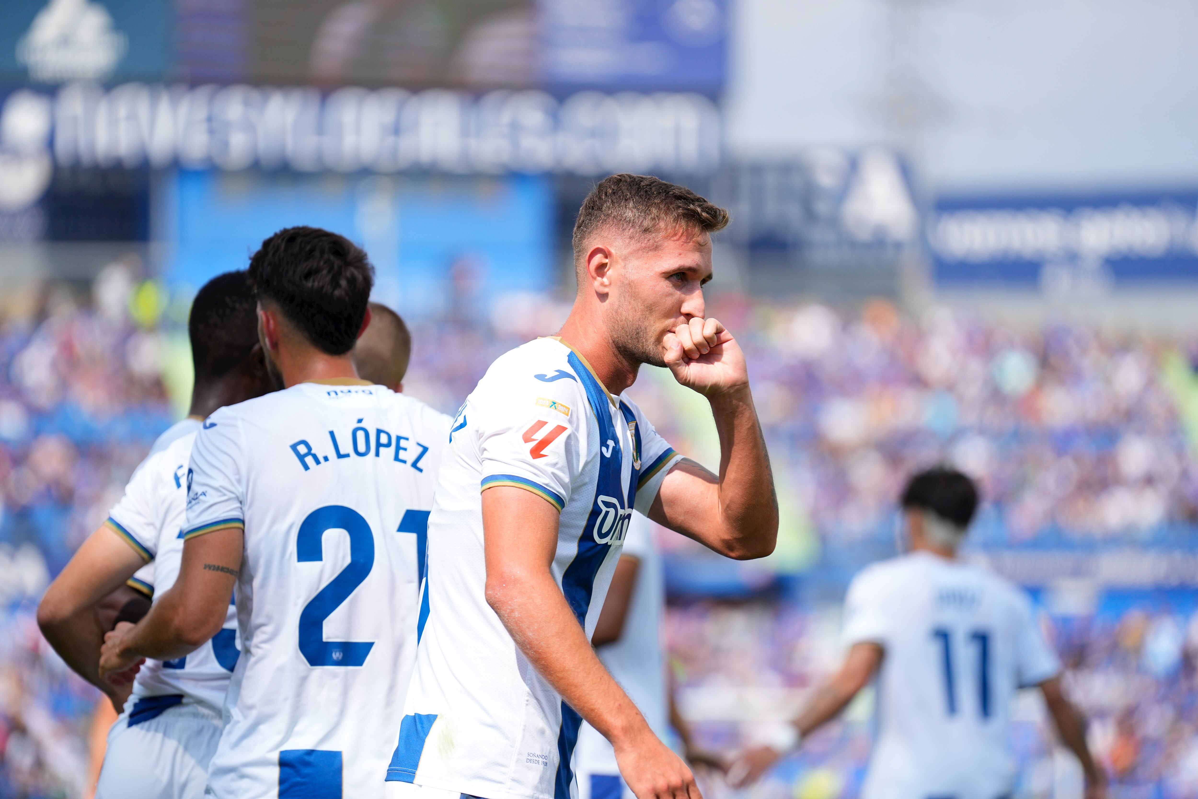 Jorge Sáenz celebra un gol con el CD Leganés. (Oscar J. Barroso/Europa Press via Getty Images)