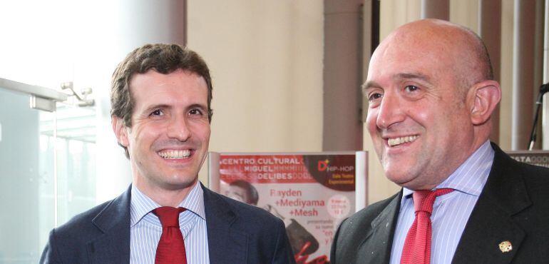 Pablo Casado y Jes&uacute;s Julio Carnero