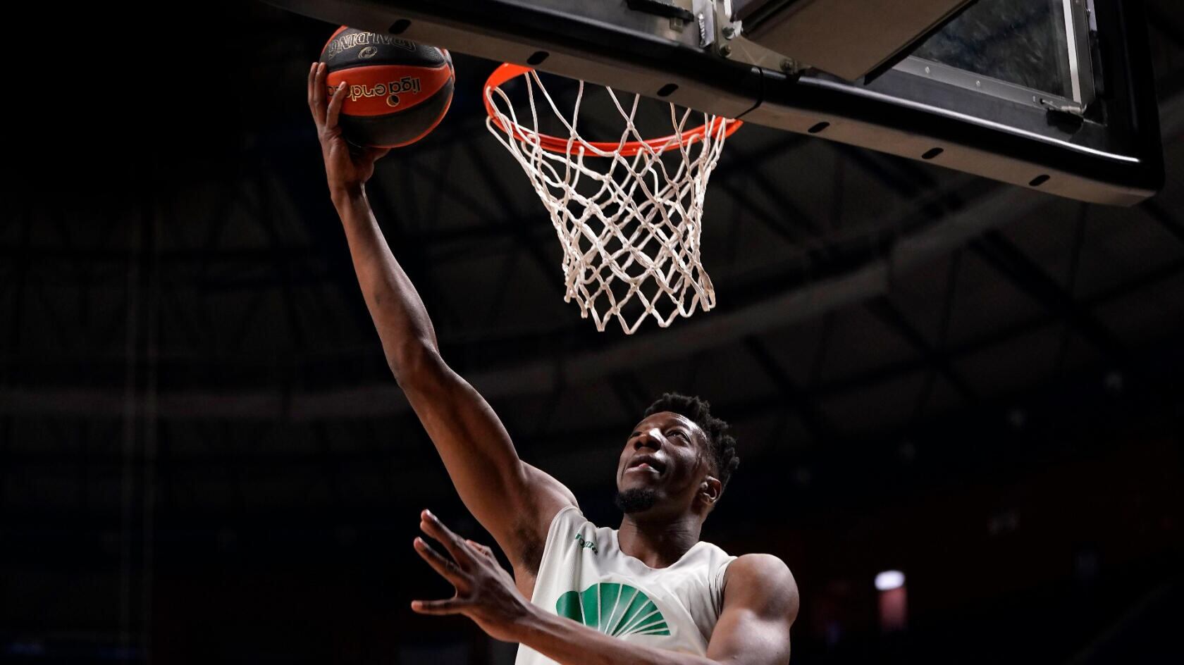 El pívot del Unicaja Yankuba Sima, en un entrenamiento antes del encuentro del jueves contra el Lenovo Tenerife