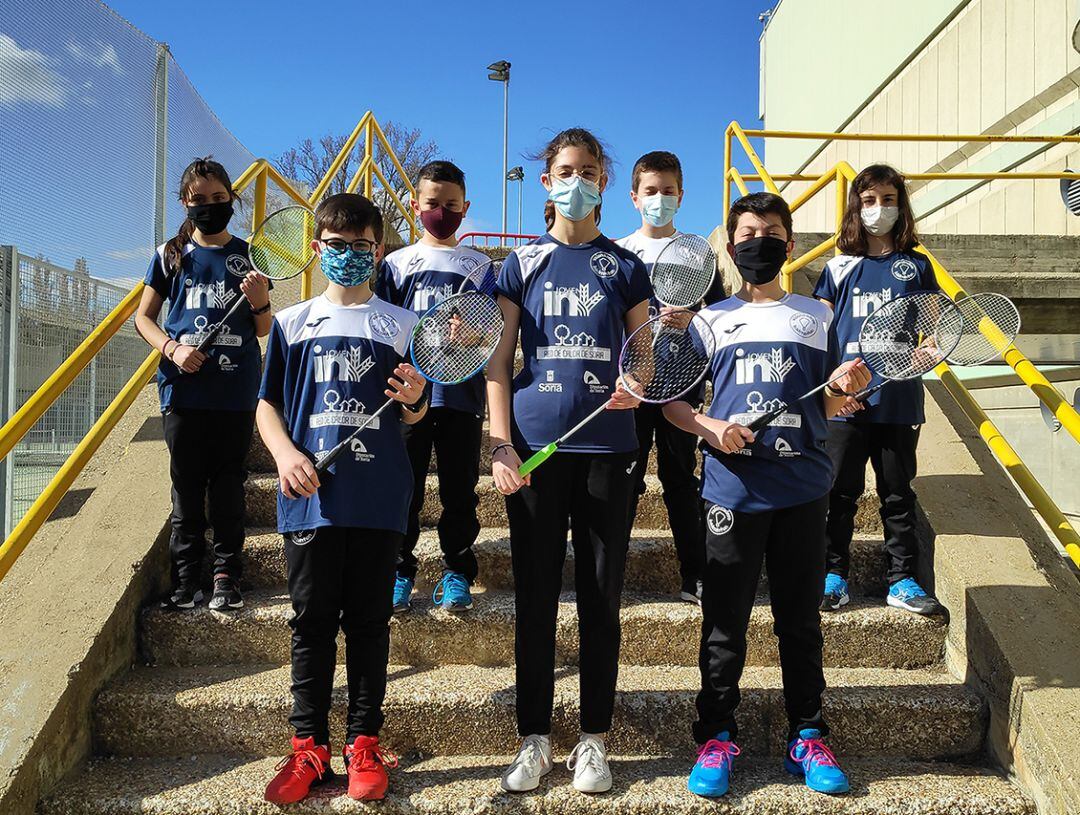 Volantistas sub 13 del Valonsadero Bádminton, en Palencia.