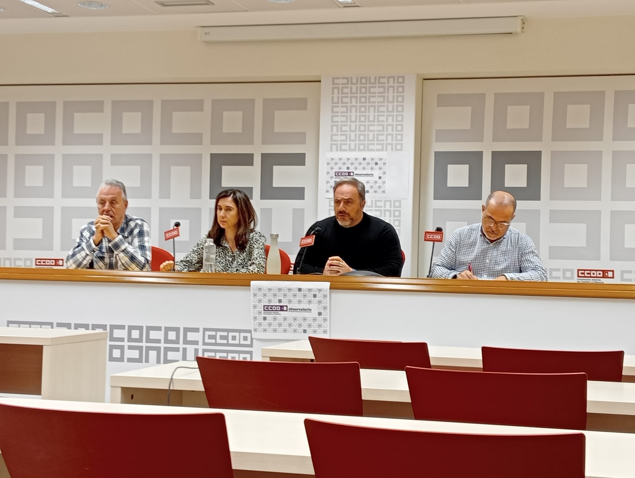 Representantes provinciales de CCOO en rueda de prensa