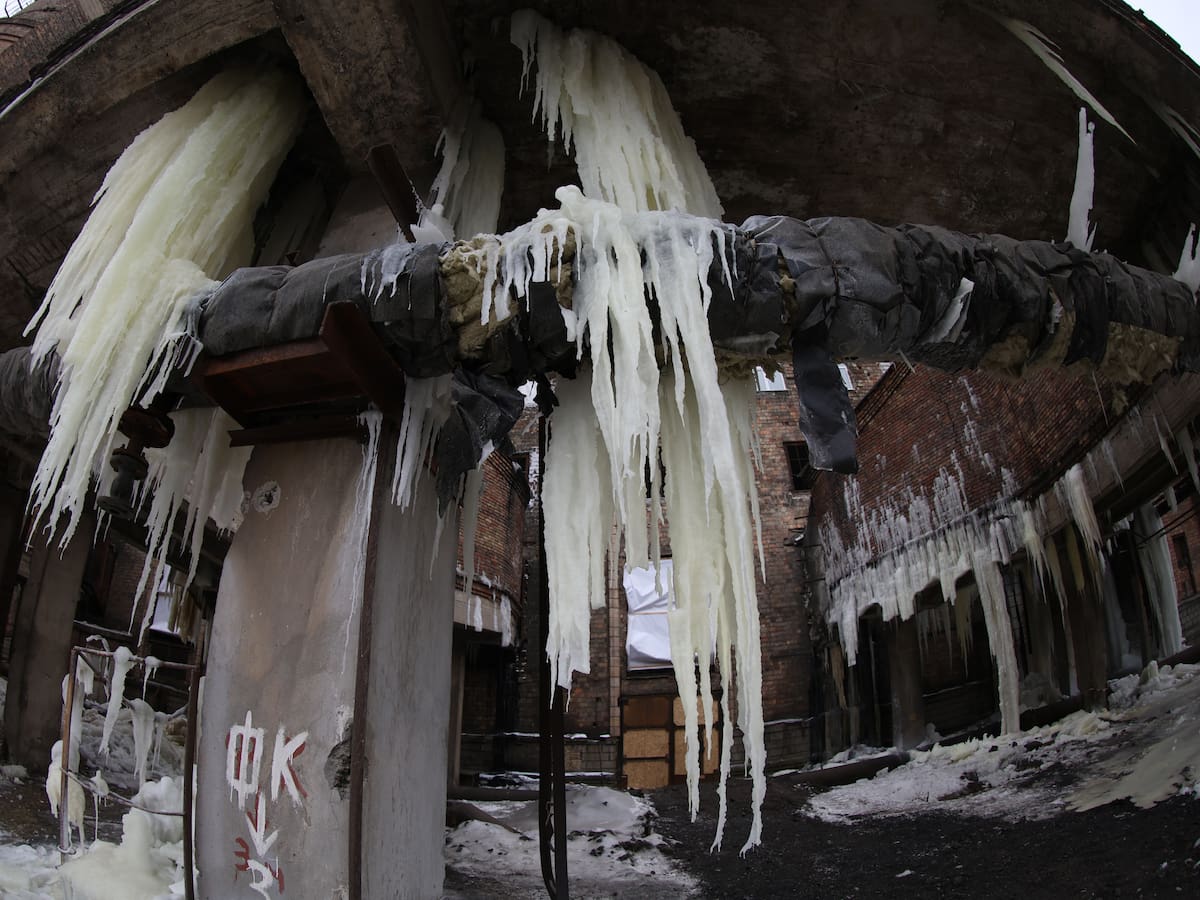 Kiev resiste a una guerra que se recrudece con el frío como arma: "Este invierno es el más duro. Viven semanas sin calefacción, electricidad y agua"