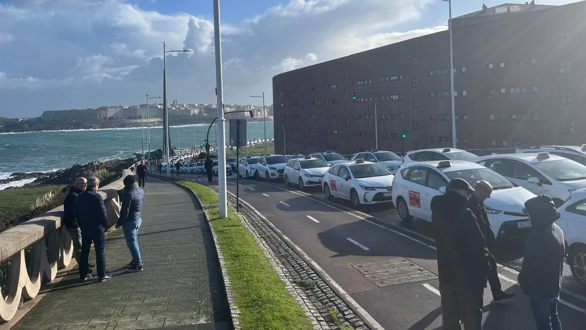 Jesús Fernández y Ricardo Villamisar portavoces de los taxistas de A Coruña