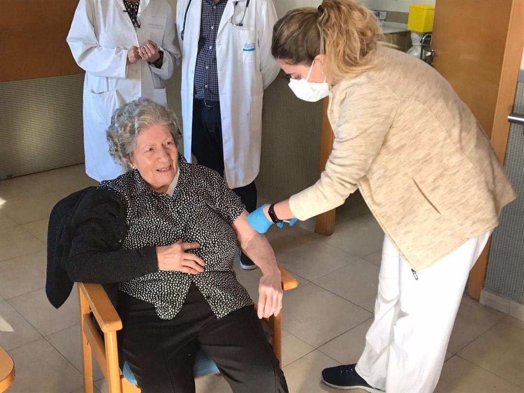 Vacunación anticovid en una residencia de mayores de la Comunitat Valenciana