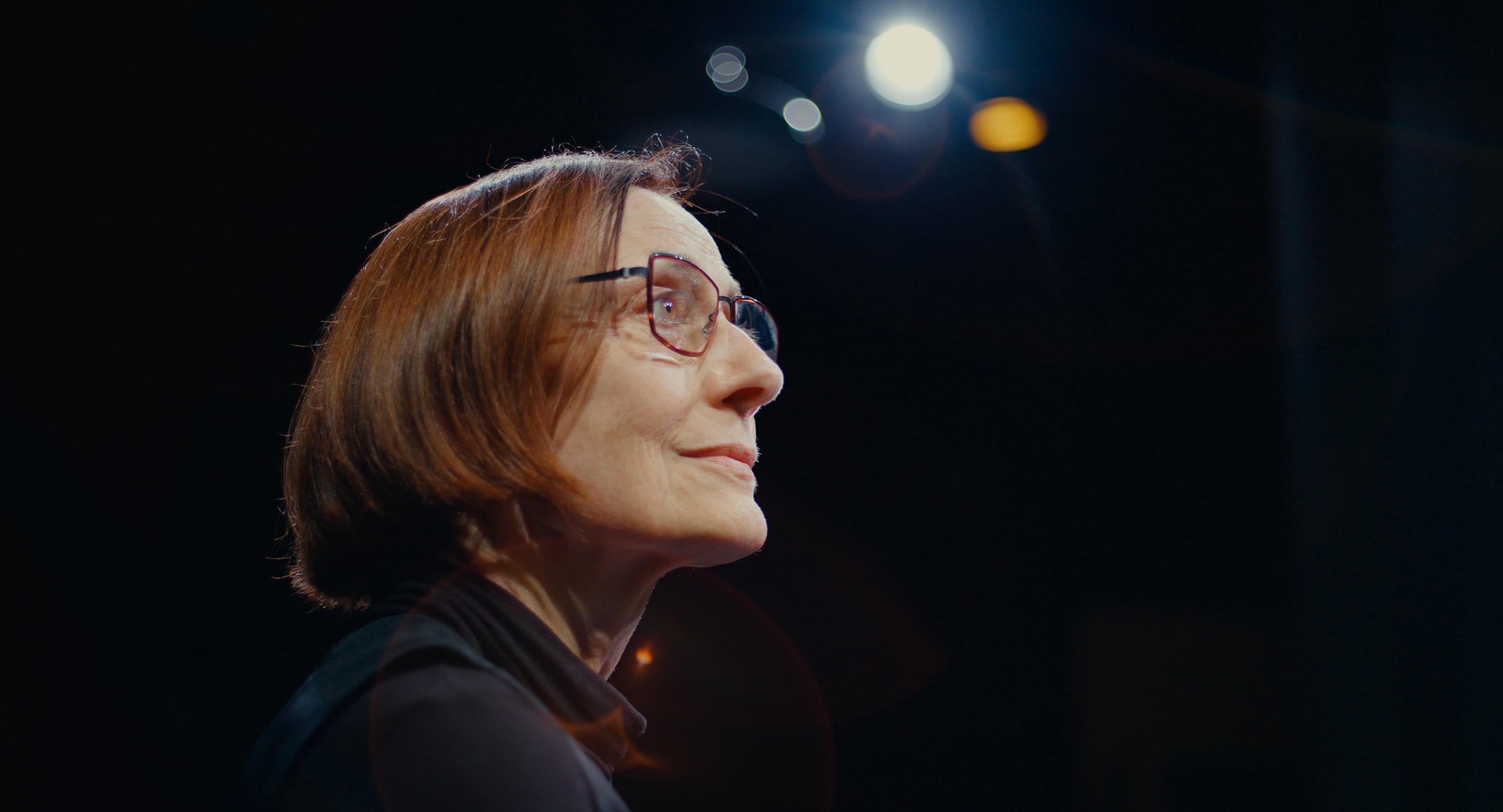 Carmen Elías en una escena de Mientras seas tú.