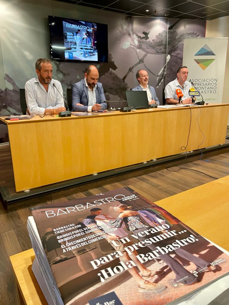 Presentación de lla nueva edición de la Revista Barbastro Ciudad Abierta