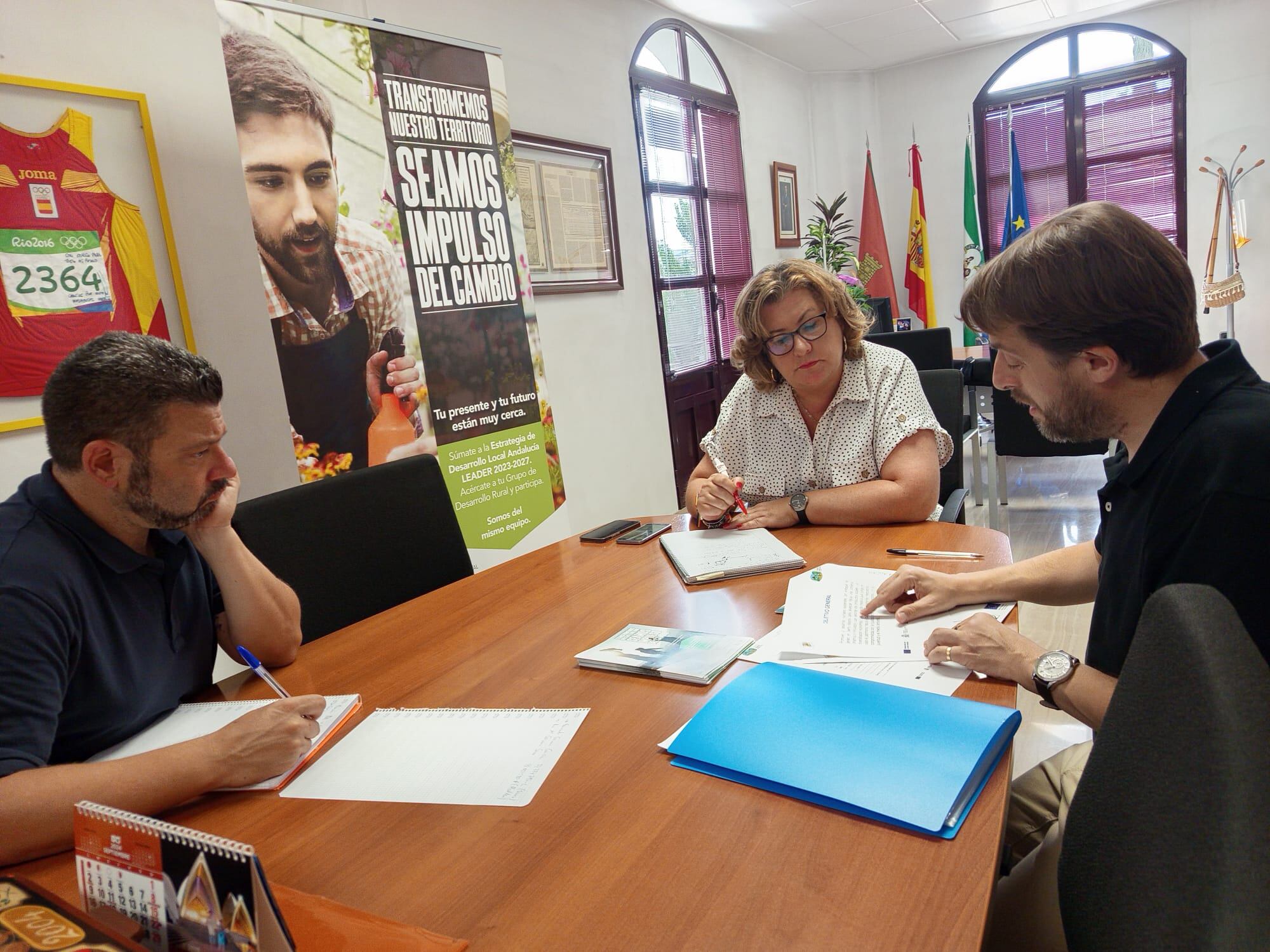 Reunión con representantes del Ayuntamiento de Huelma