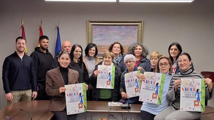 La concejala Estefanía Cantos presenta la XI Feria del Stock de Quintanar del Rey