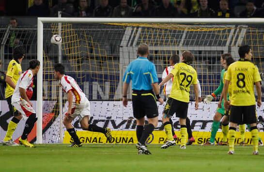 El italiano ha marcado el 0 - 1 frente al Borussia Dortmund