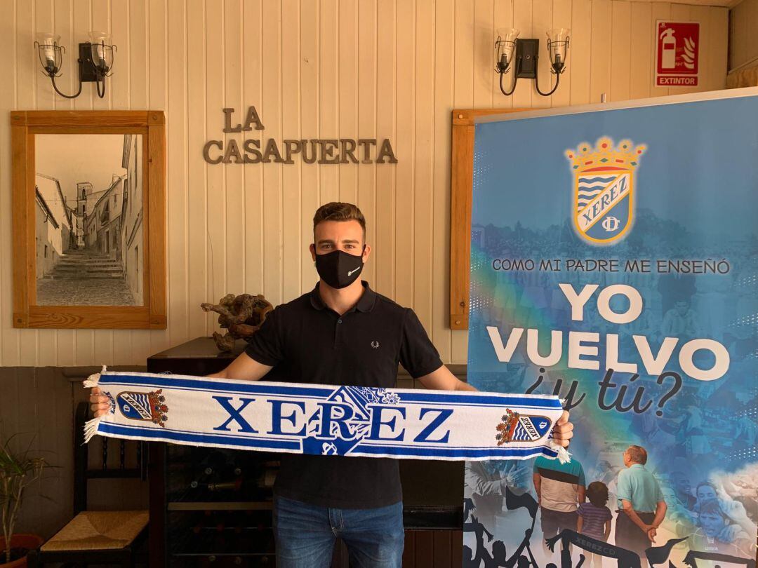 Alex Guti presentado en el Restaurante La Casapuerta