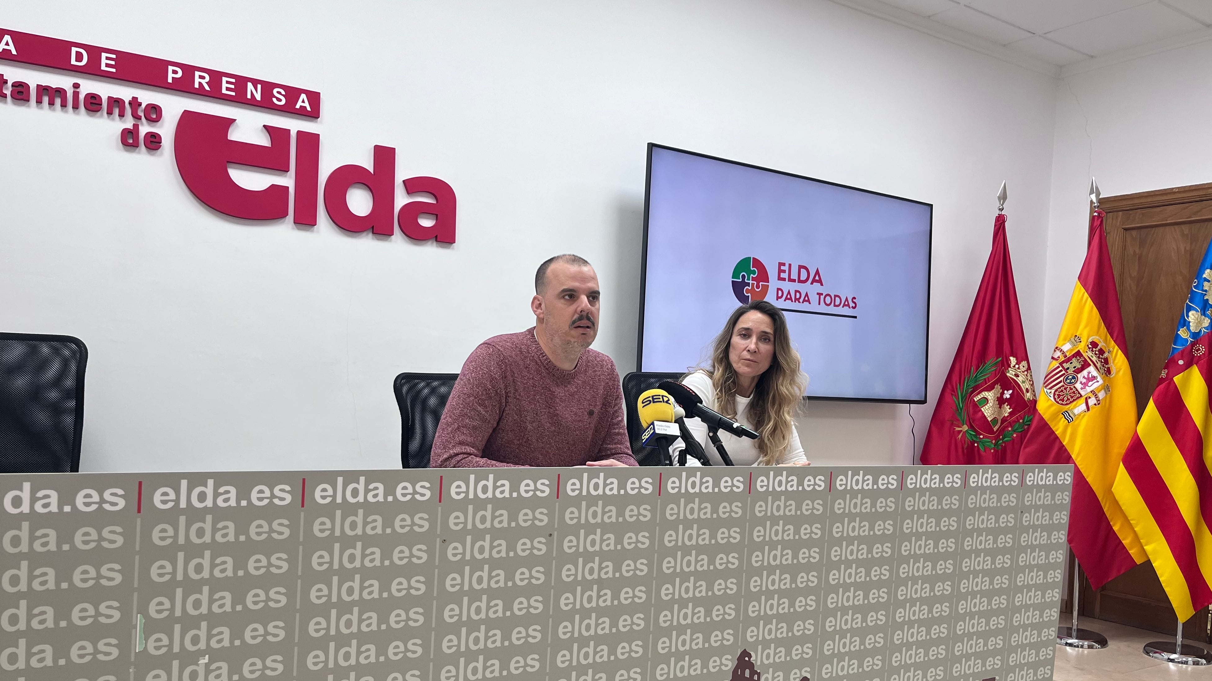 Iñaki Pérez y Cristina Rodríguez, portavoces de Elda para Todas