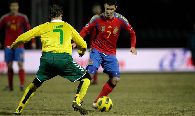 El '7' de España intenta regatear al '7' de Lituania