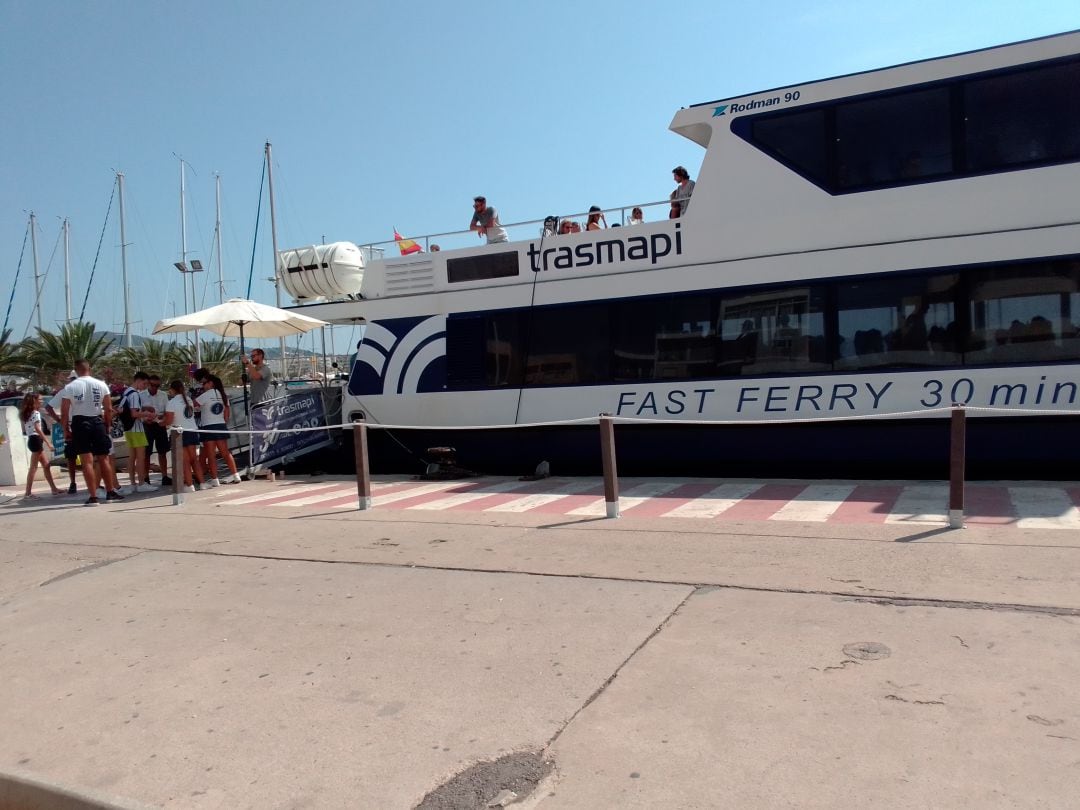 Imagen de archivo de un ferri de Trasmapi en el puerto de Ibiza