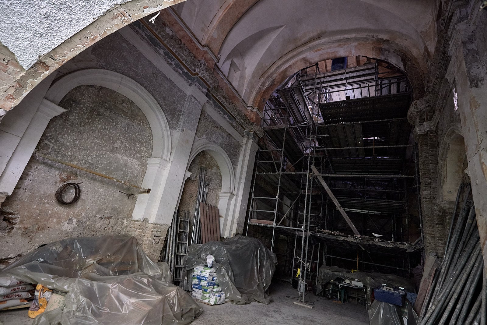 Trabajos de recuperación de la capilla.