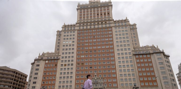 Fotografía del Edificio España, puesto en venta por Wanda, tomada hoy