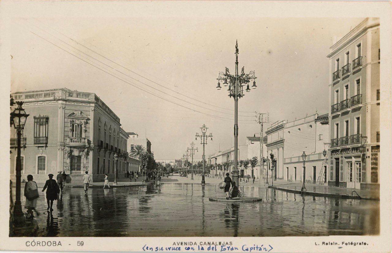 Avenida del Gran Capitán. Colección de fotografías históricas de AJ González