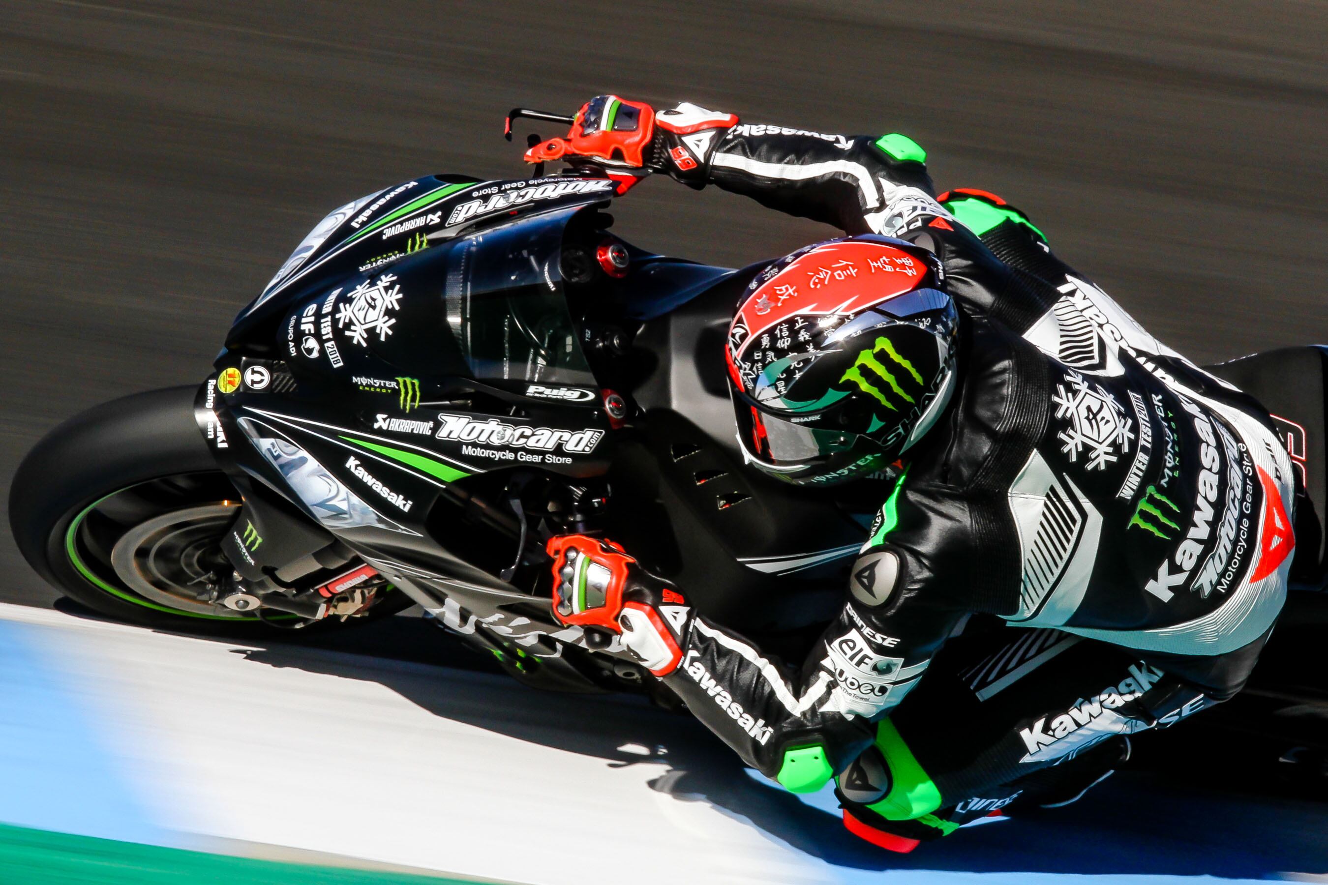 Jonathan Rea marcó el mejor tiempo en una jornada a medio gas