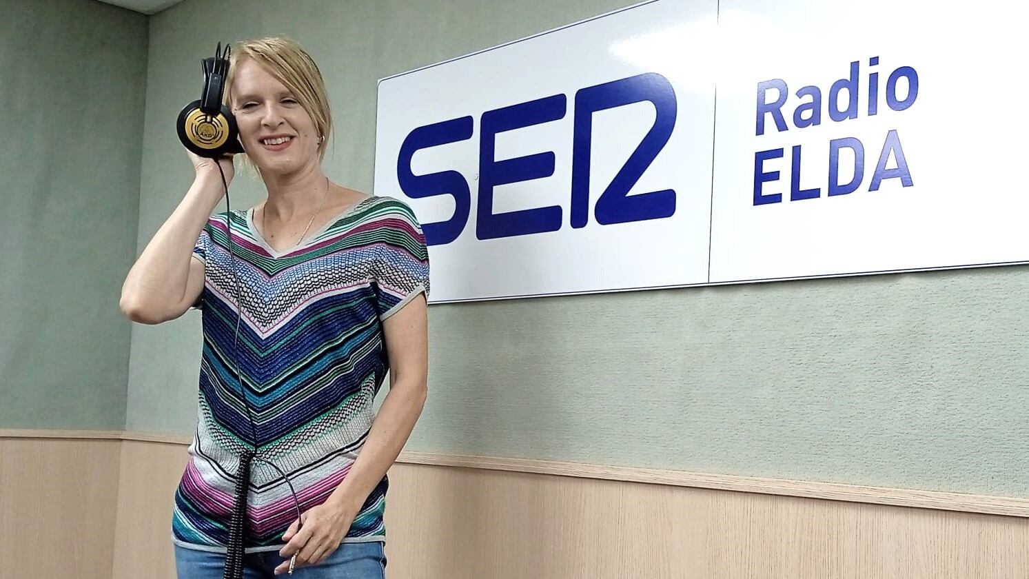 V. Martínez, la escritora formó su propia banda de metal de mujeres, “Las Acusadas”, hace uno años.