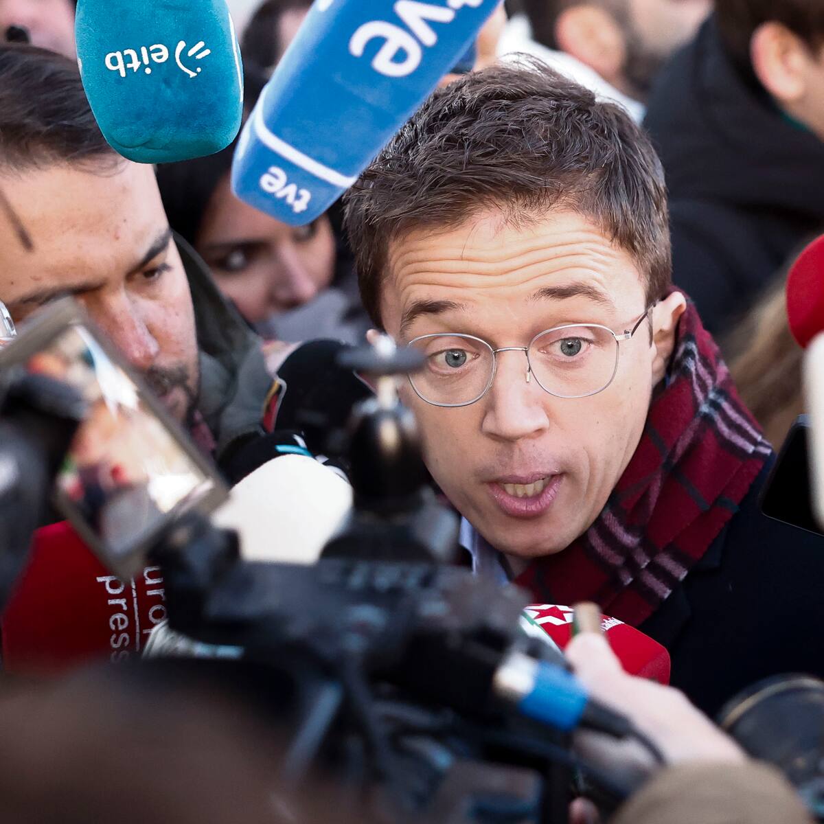 El juez cita a Errejón para notificarle el auto de apertura de juicio oral por presunto abuso sexual continuado contra Elisa Mouliaá