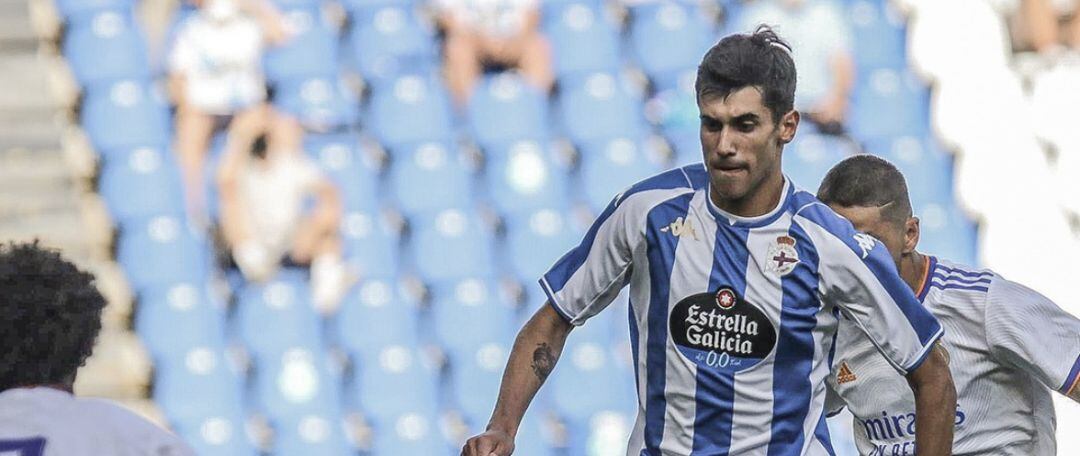 Diego Villares en un partido frente al Real Madrid Castilla