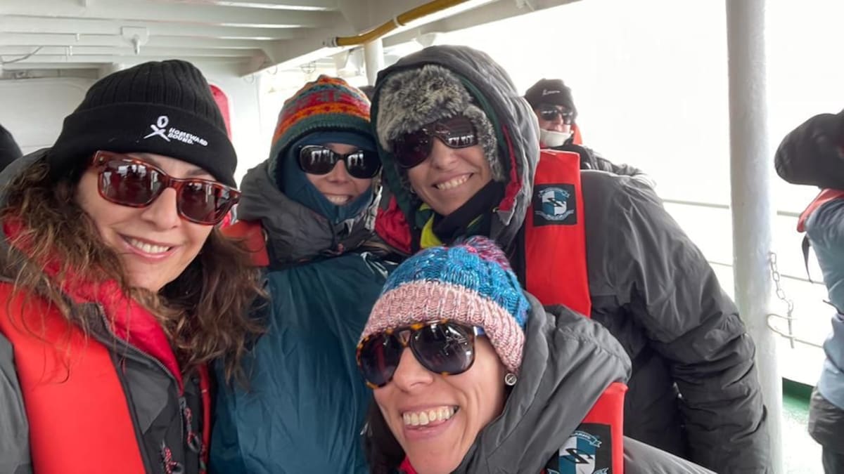 “La Antártida es un continente de paz. Ojalá fuese un modelo contagioso para el resto del mundo”