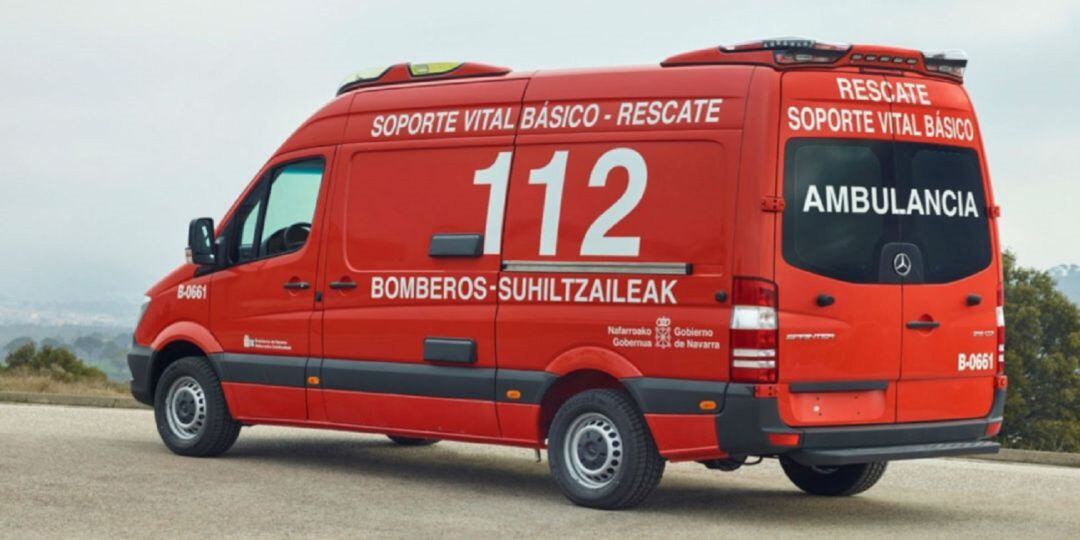 Muere el conductor de un vehículo en una colisión con un camión en la N-121-A, en Almandoz