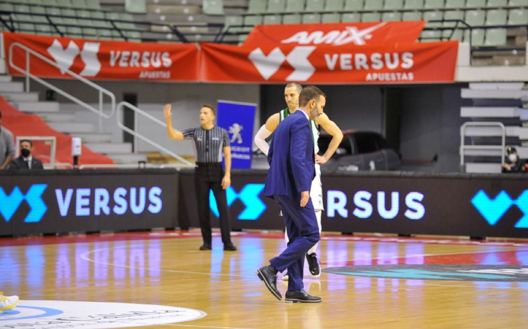 Sito Alonso se marcha expulsado del partido ante Joventut