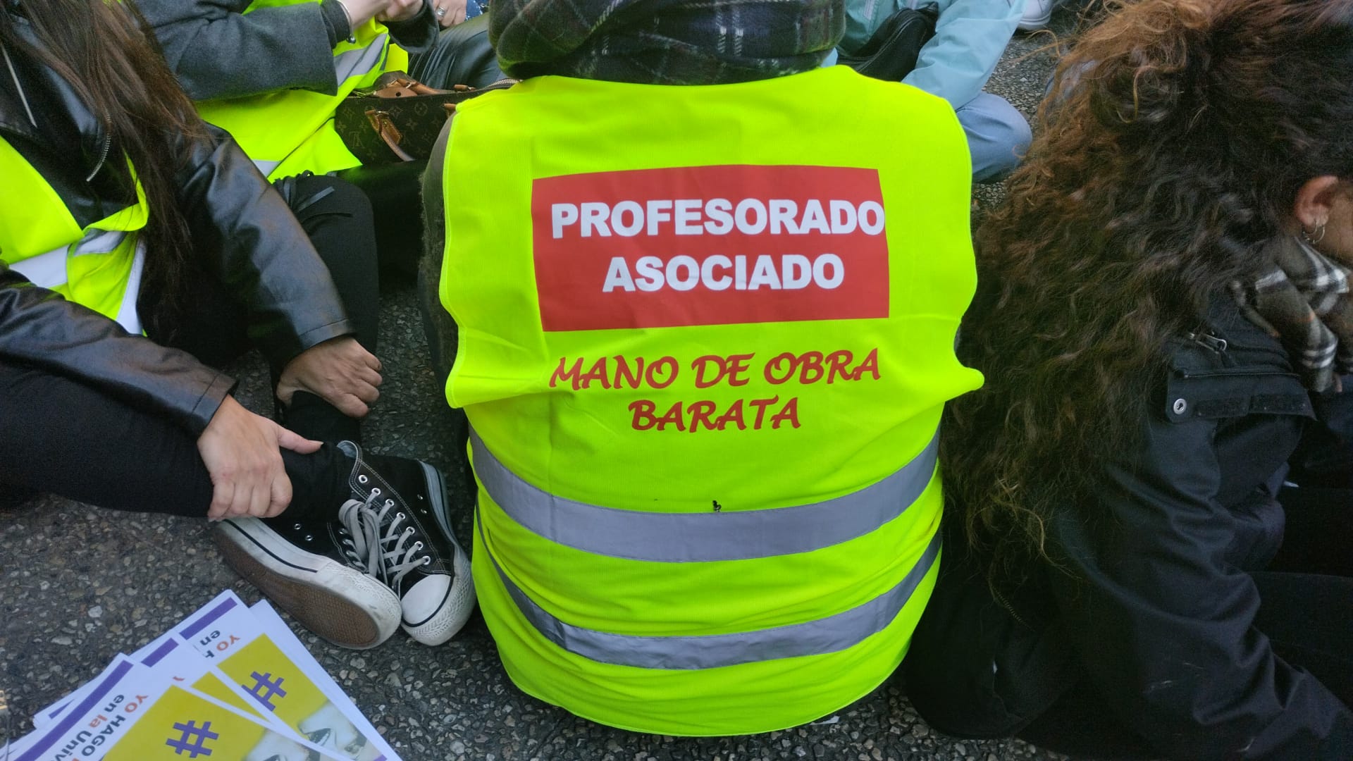 Protesta de alumnos y profesores asociados de la UMU en el campus de La Merced (3 marzo 2023)