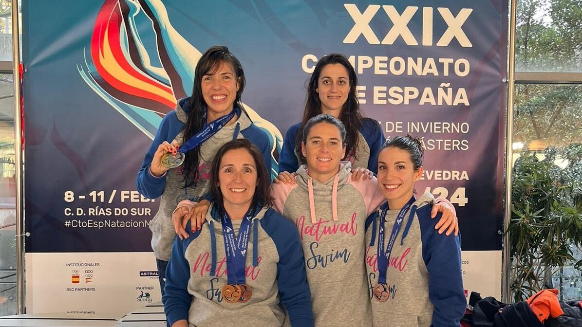 Representación del Club Naturalswim Master Natación en Pontevedra
