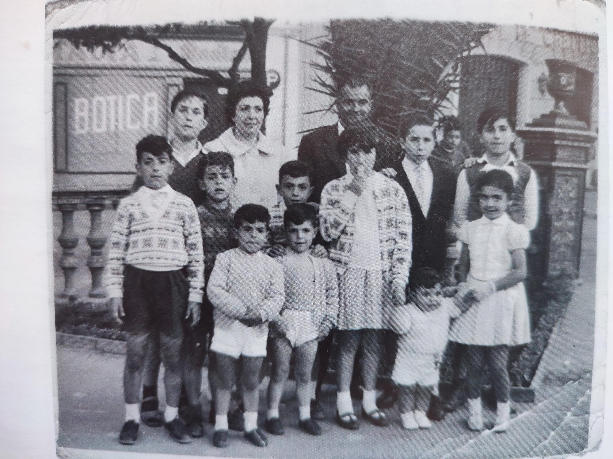 Los Lucía y los Benítez juntos en la Plaza alta de Algeciras.