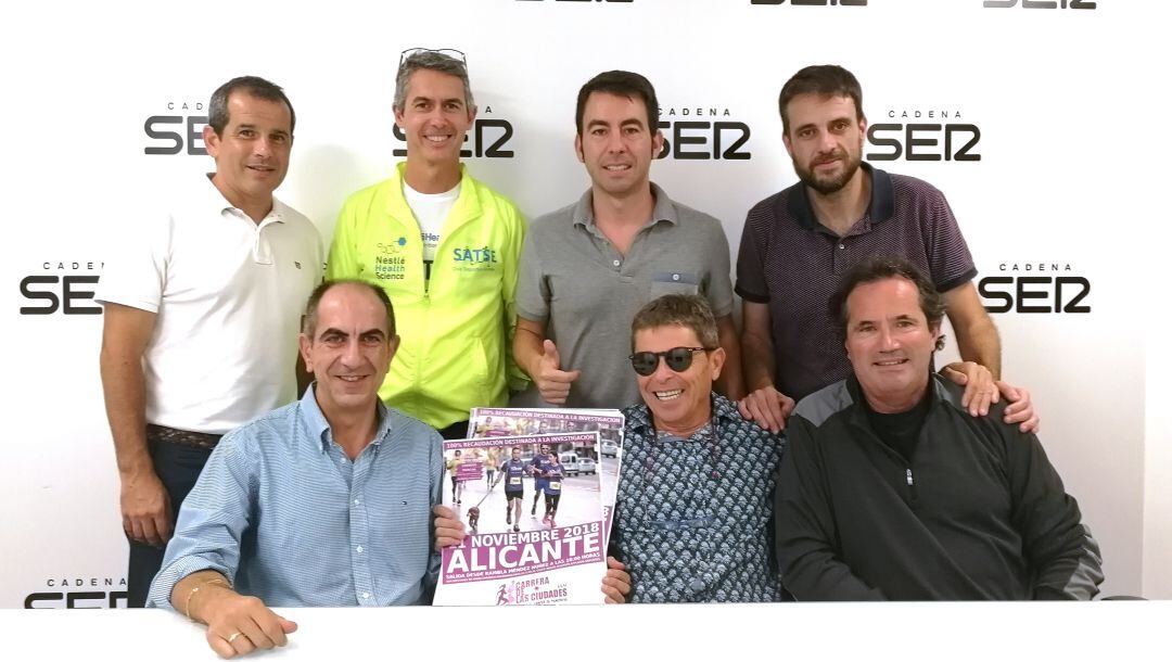 De pie: José Luis Giménez (CD Satse), Luis Navas (Beer Runners), Pere Rostoll (Urban Runners). Y sentados: Cesar Bañuls (Montemar Runners), Jesús Jurado (A to trapo) y José Manuel Albentosa