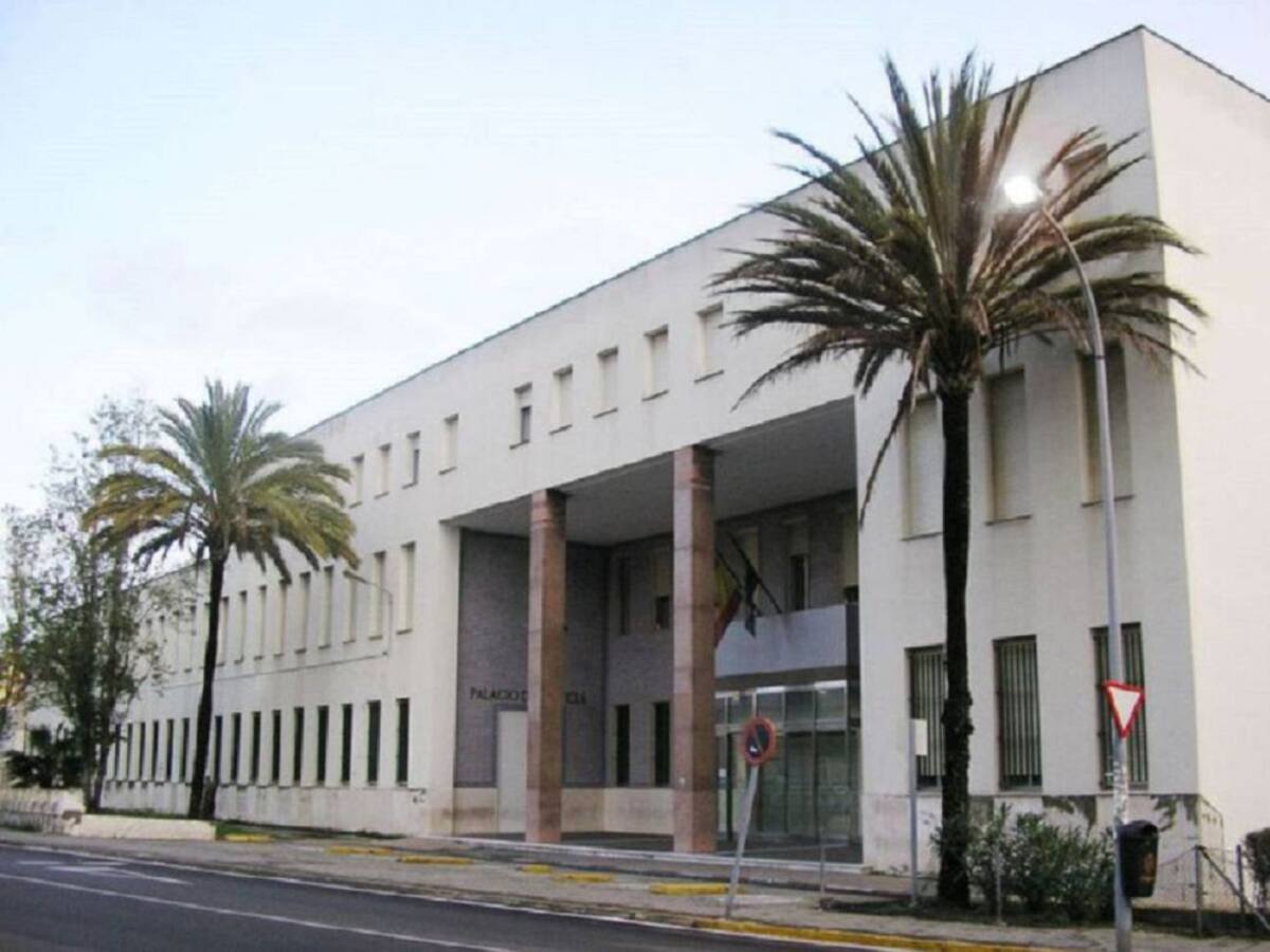 La Junta invertirá 223.000 euros en reactivar la Administración de Justicia en Algeciras