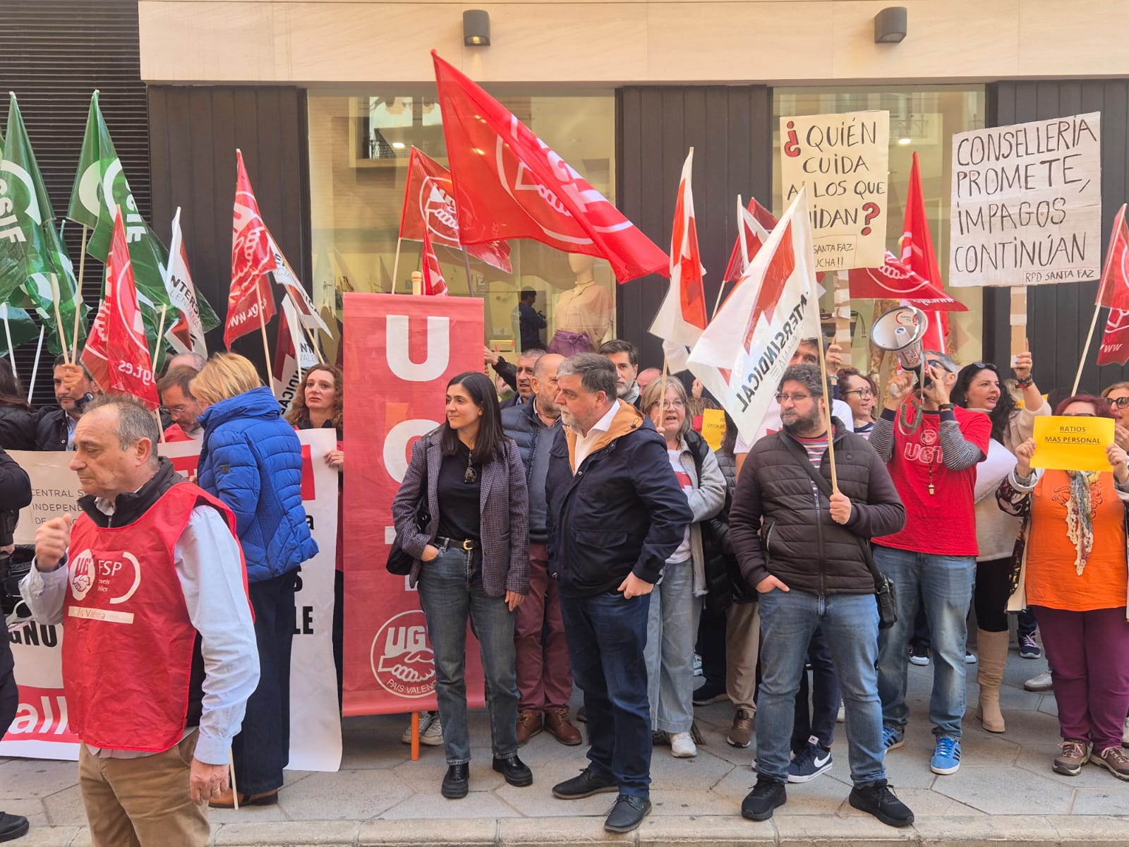 Concentración trabajadores de Bienestar Social
