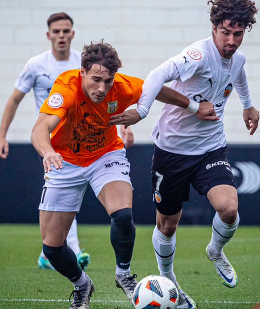 Imagen del choque Valencia Mestalla- Peña Deportiva