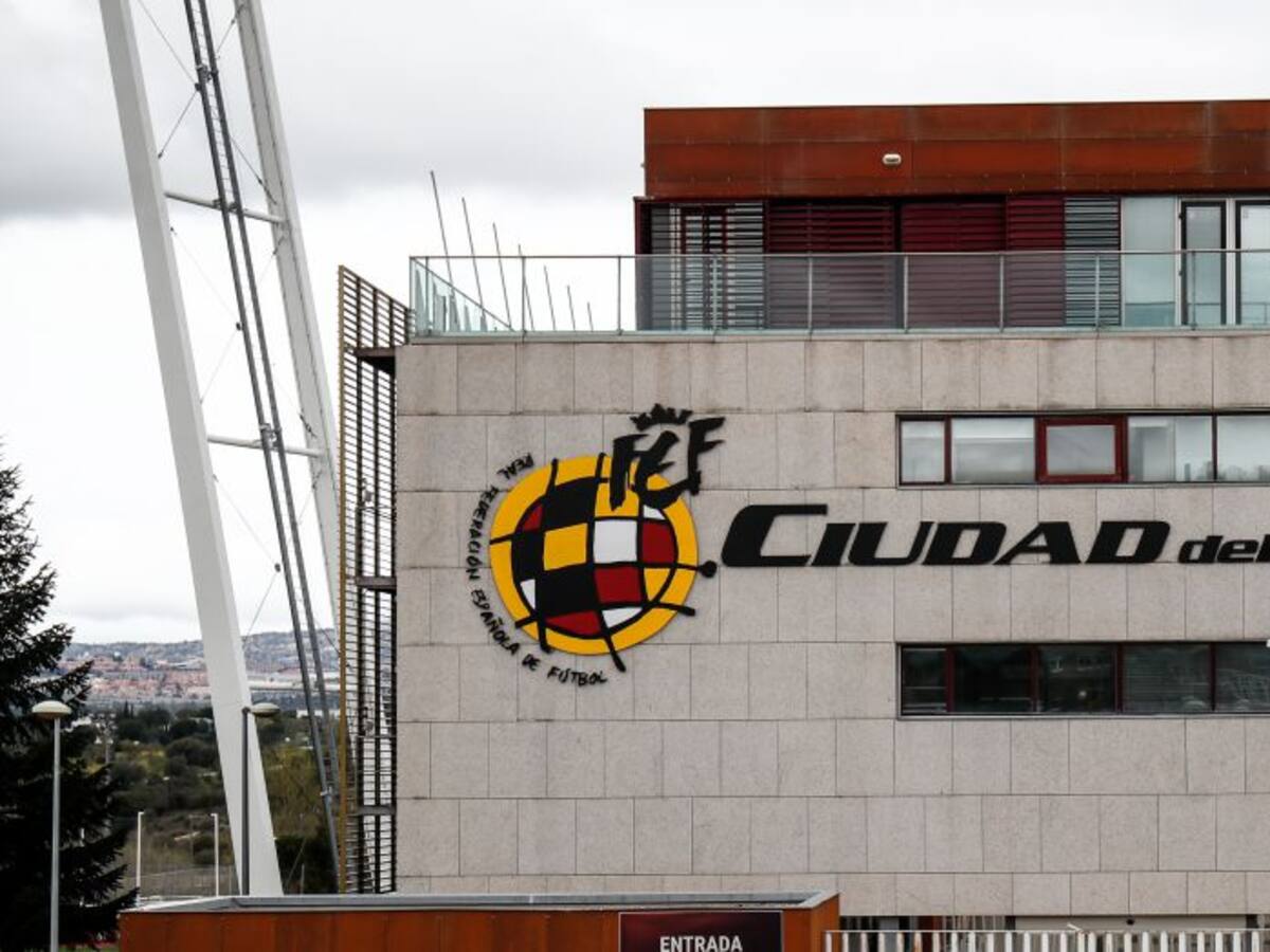 Andreu Camps: "Debemos prever una hipótesis donde los otros países pudieran acabar y nosotros no"