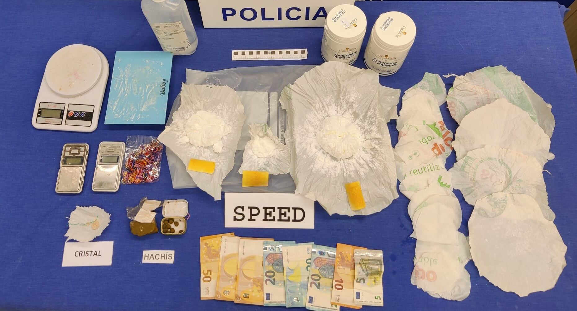 La Policía Nacional ha desmantelado un punto de venta de droga con casi 2.000 dosis de speed listas para su venta en Logroño (La Rioja) durante las fiestas de San Mateo.