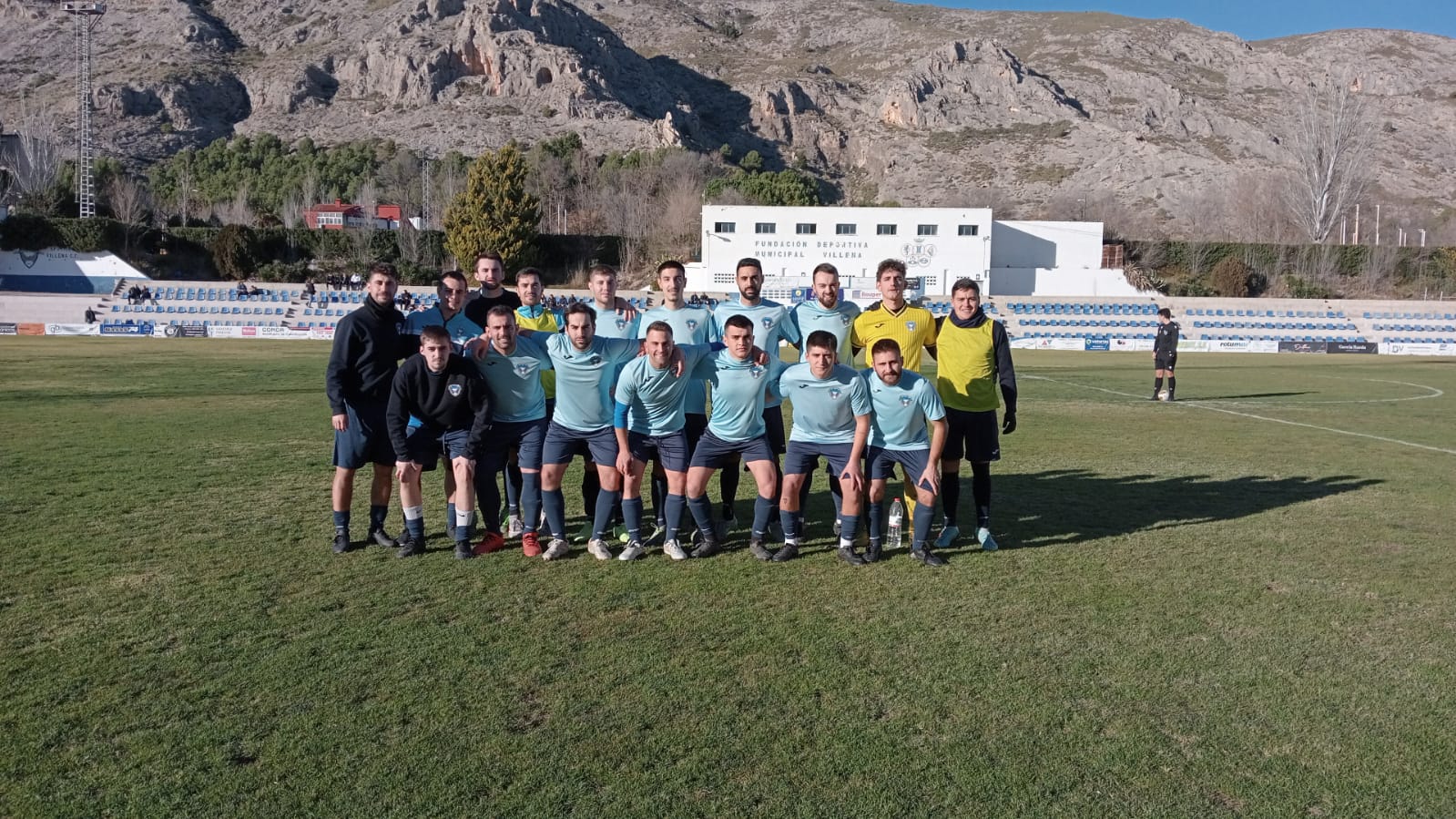 Alineación inicial del partido