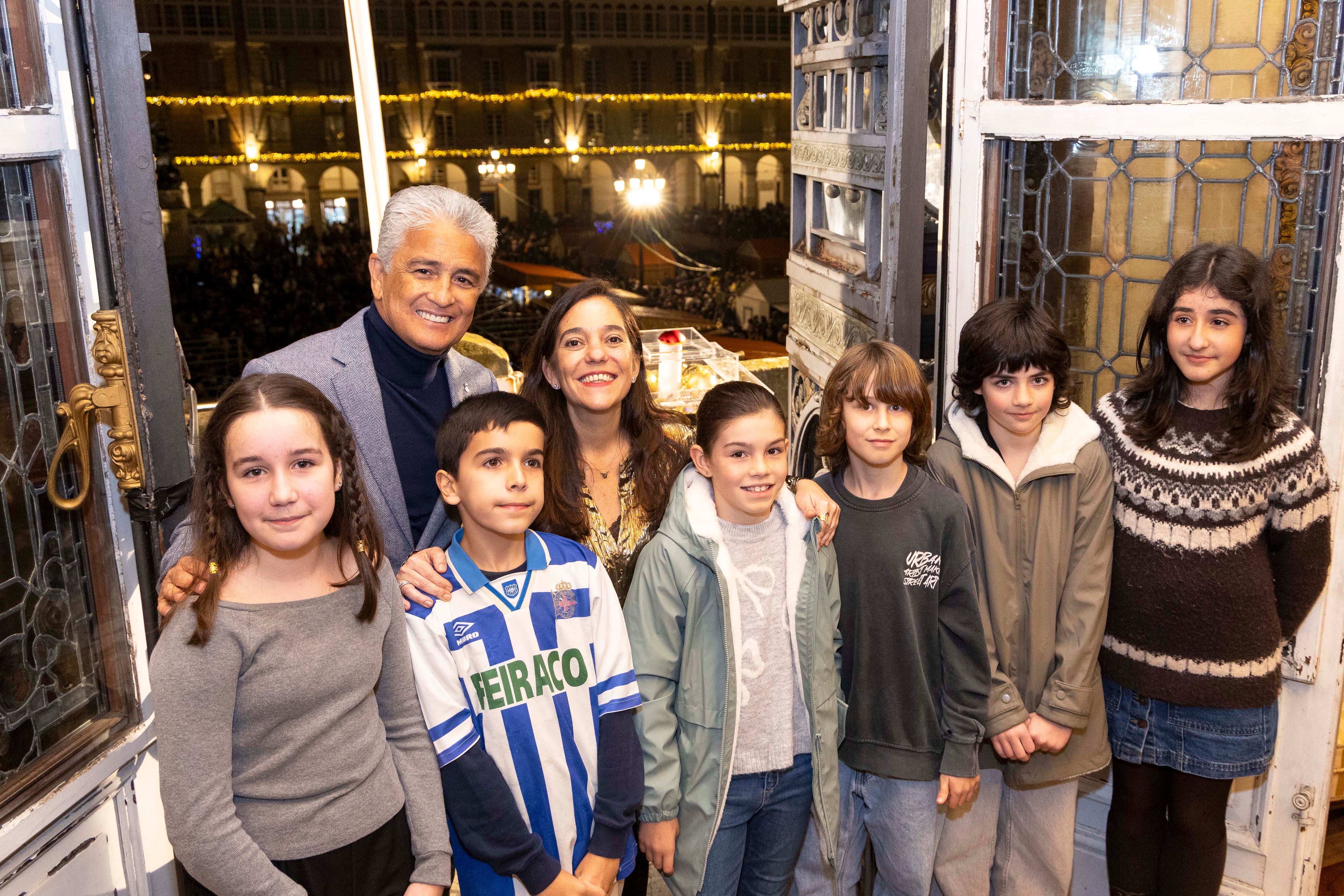 Bebeto enciendo el alumbrado navideño de A Coruña