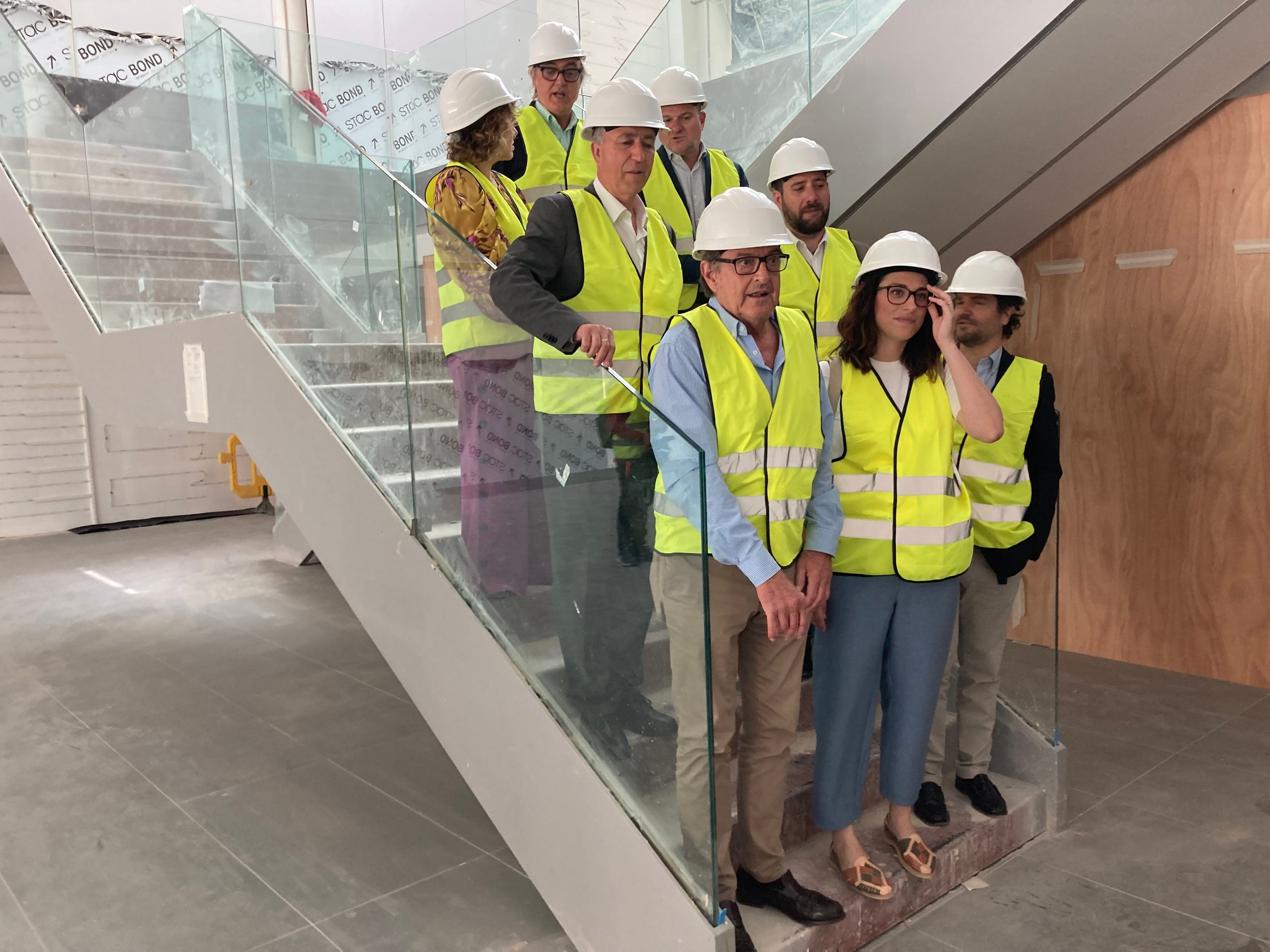 Visita de Aitana Mas y Rafael Climent a Aitex