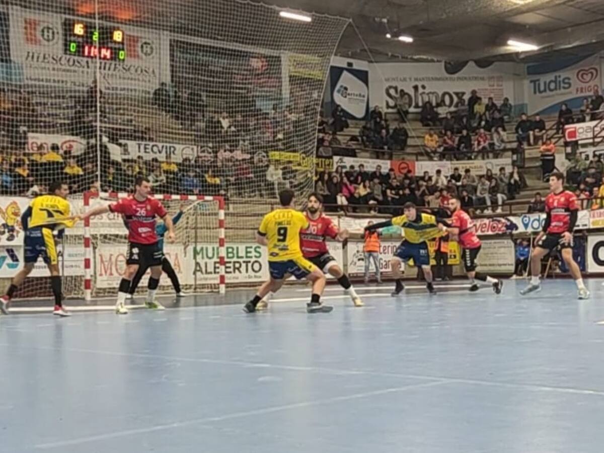 El Tubos Aranda roza la hazaña (25-26)