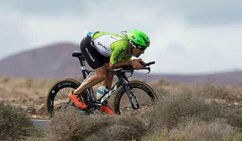 Entrenamiento de Eneko Llanos antes del Ironman de Hawai de este sábado.