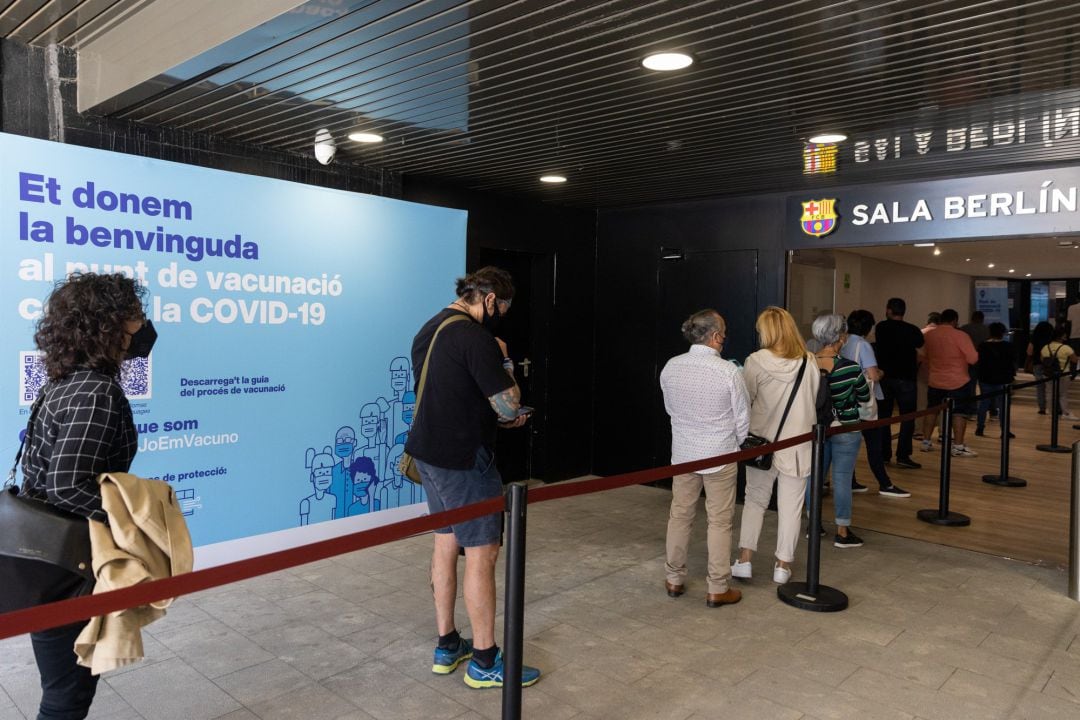 Centro de vacunación en las instalaciones del Camp Nou contra la COVID-19. 