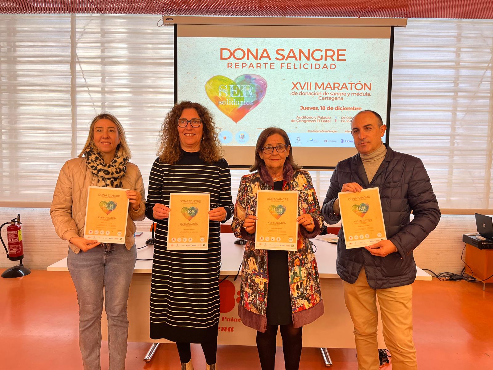 Cristina Pérez. Ana Pardo, Toñi Gómez y Antonio Rosa