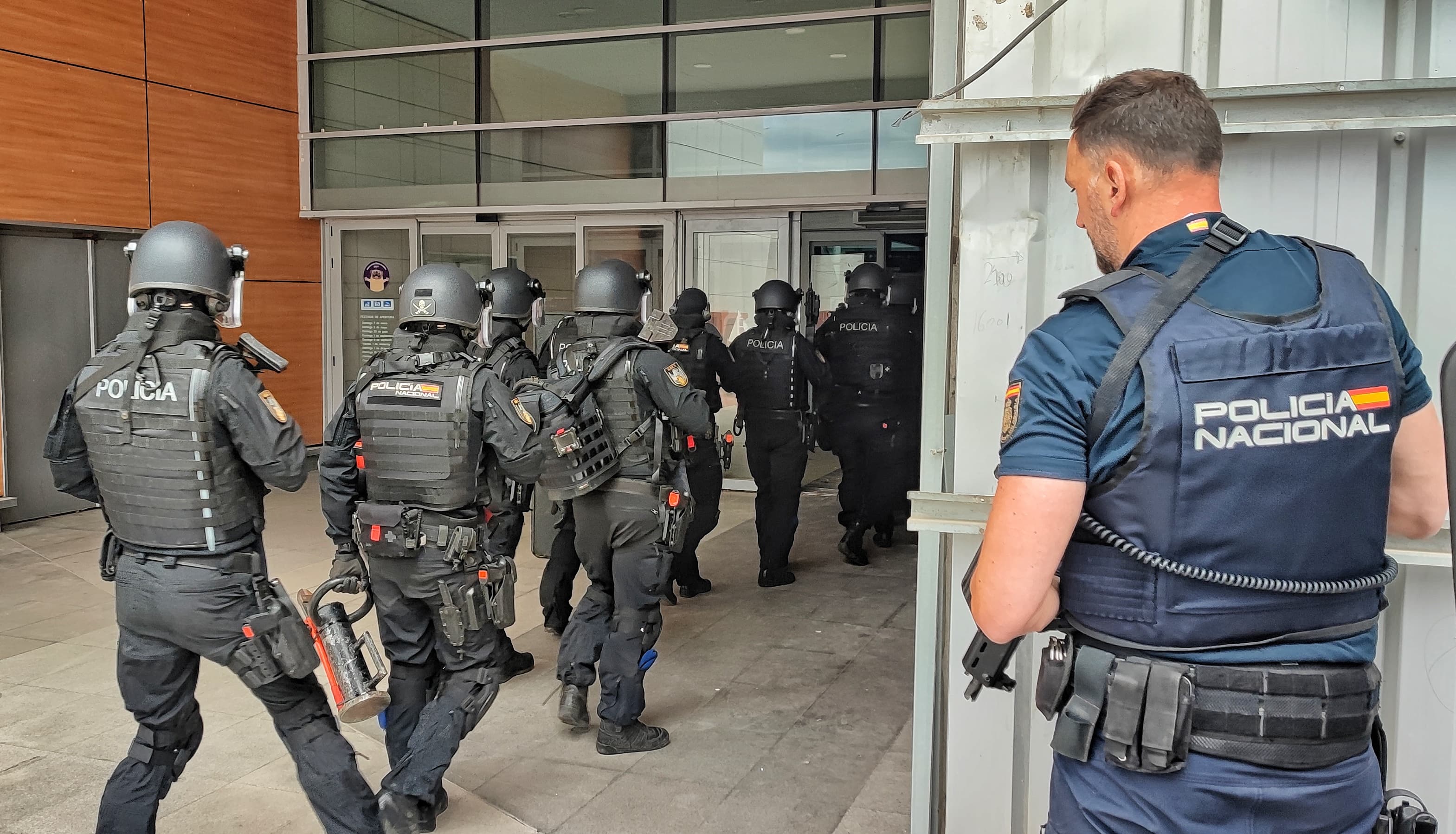 Han participado un centenar de agentes